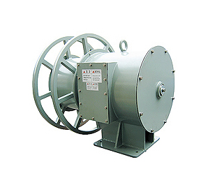 Ship crane power supplying cable reel