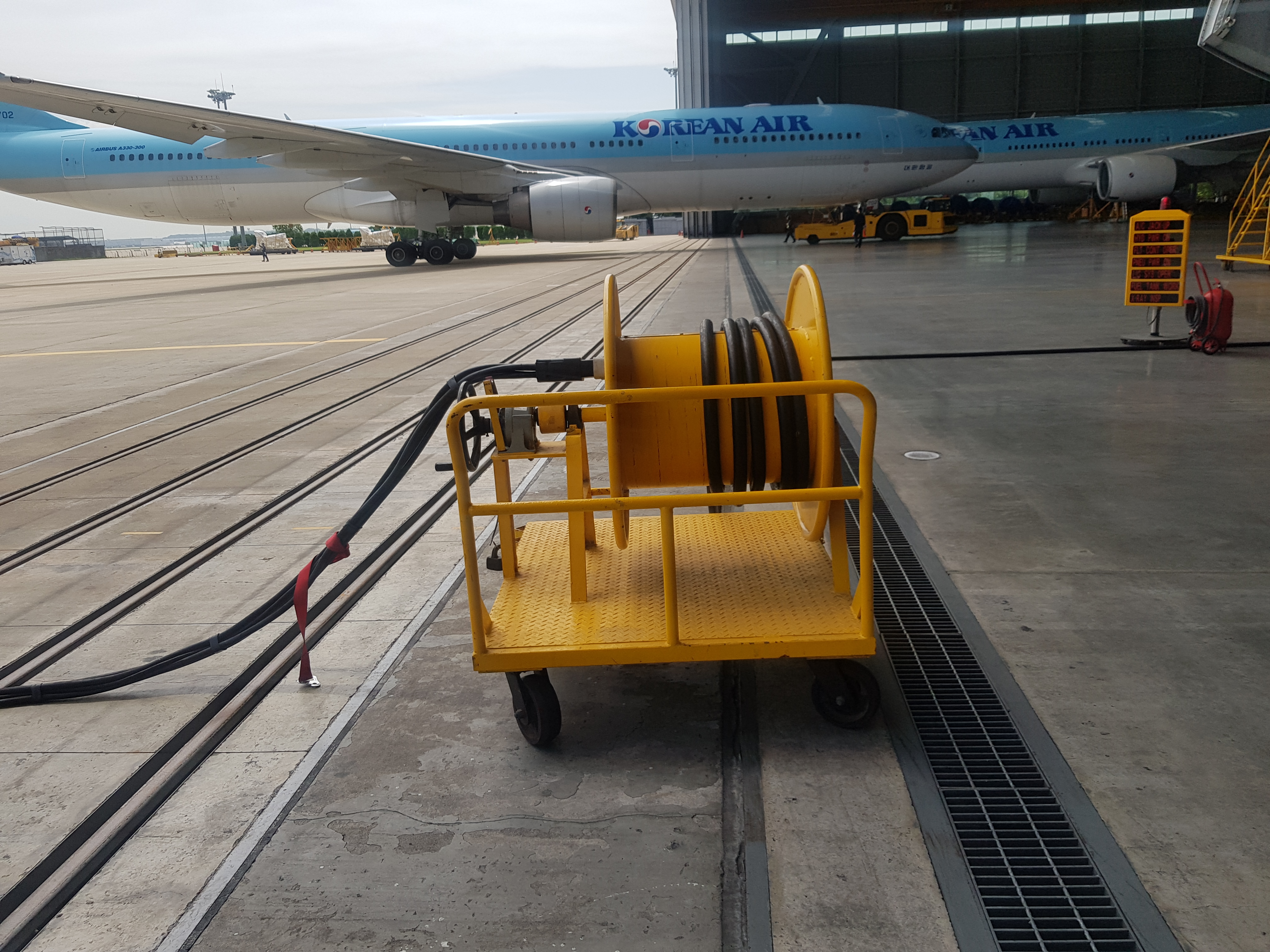 Cable reels for aircrafts SlideImage